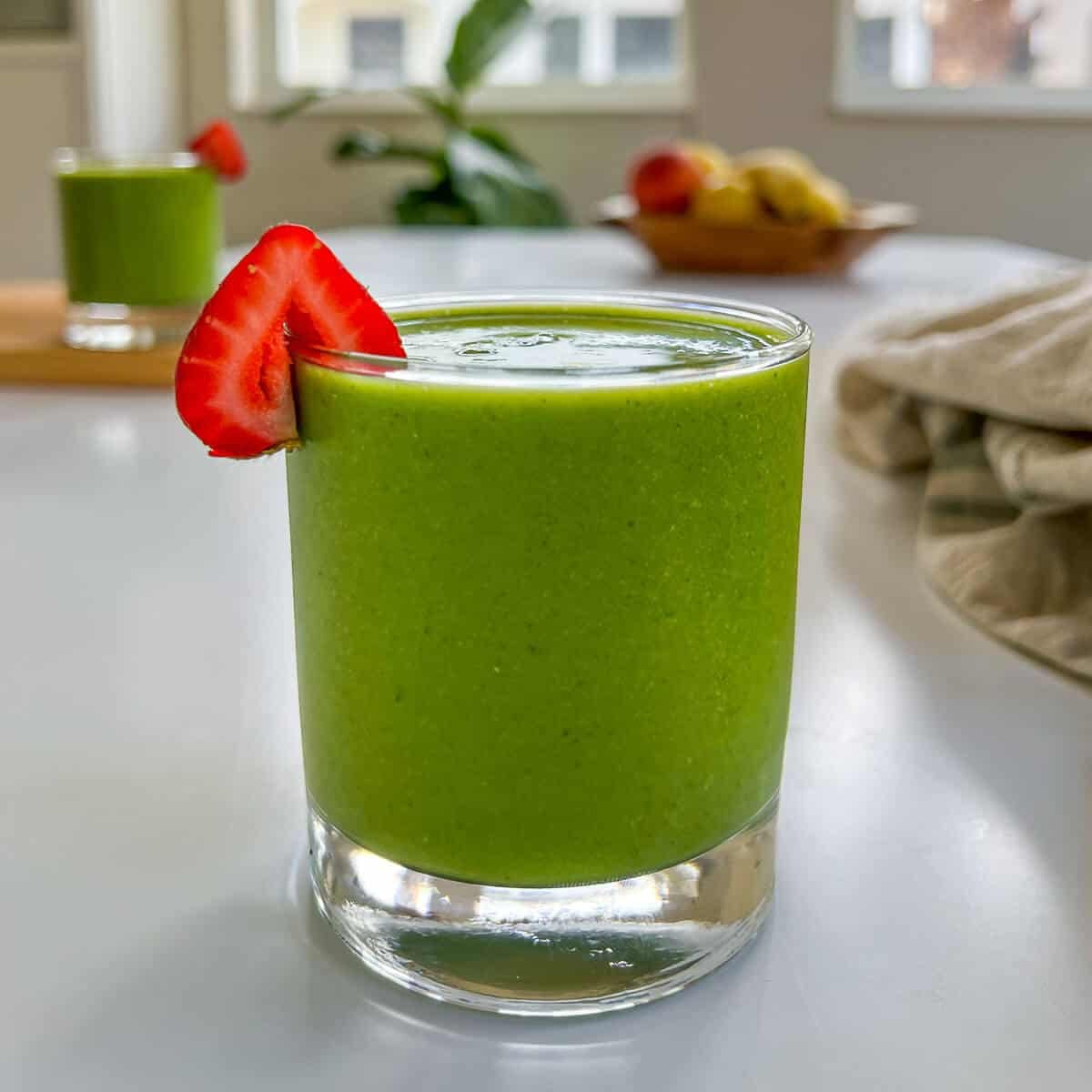 Licuado de frutilla y menta, un mimo al paladar.