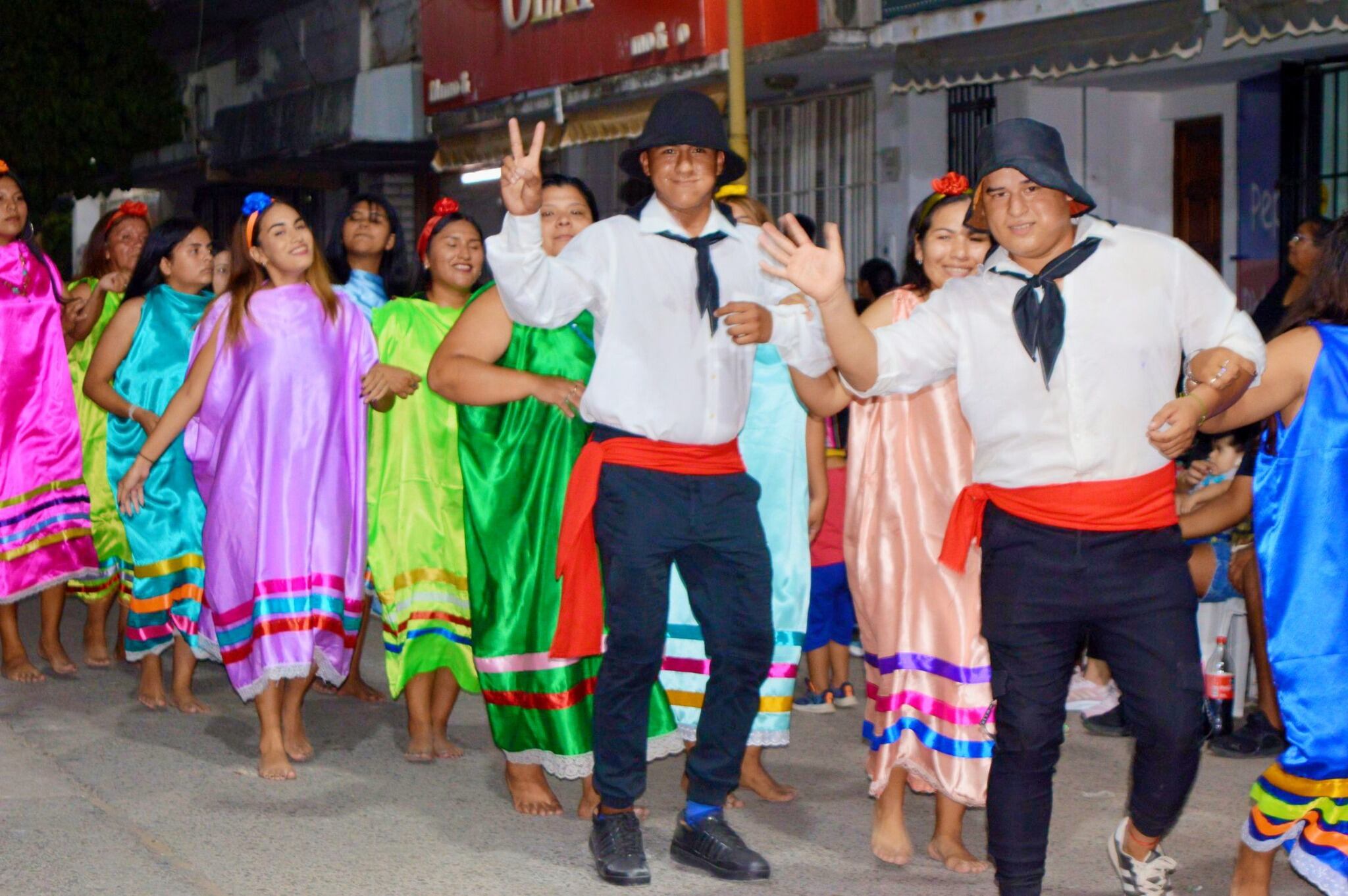 El "pim pim", la danza que caracteriza a las comunidades originarias de la zona del Ramal jujeño, es uno de los ejes del festejo colectivo en la región.