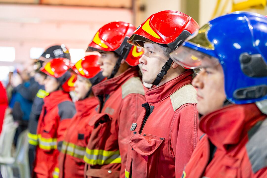 Los Bomberos Voluntarios recibieron un saludo y reconocimiento especial de parte de la vicegobernadora.