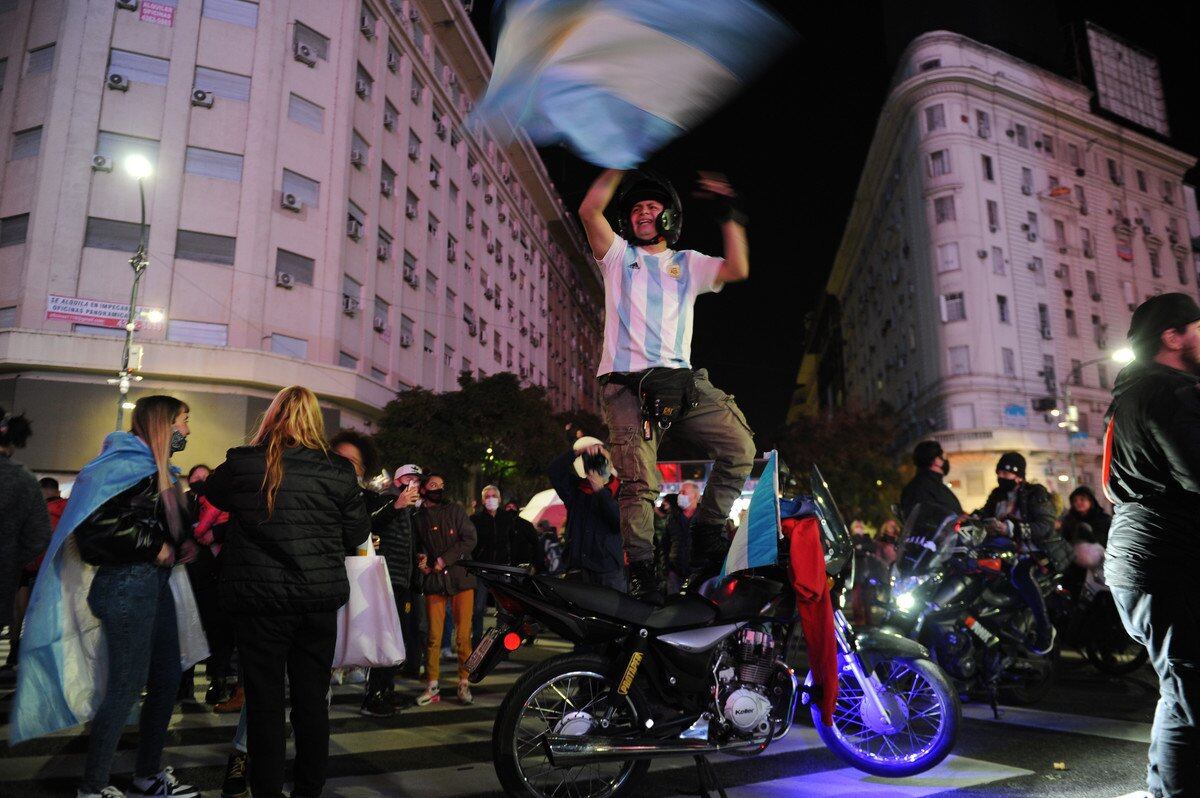 Los festejos de Argentina campeón en el Obelisco.