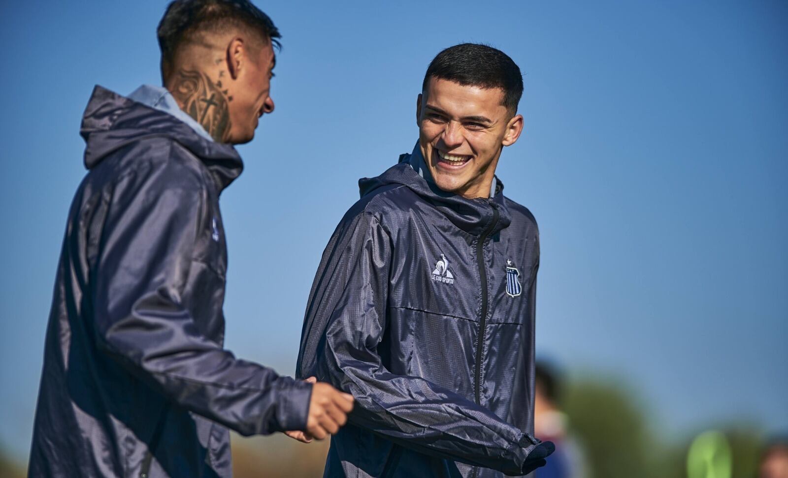 Juan Carlos Portillo y Ramón Sosa en el entrenamiento de este lunes. Talleres se va este martes a Brasil. Ambos serán titulares ante Sao Paulo. (Prensa Talleres)