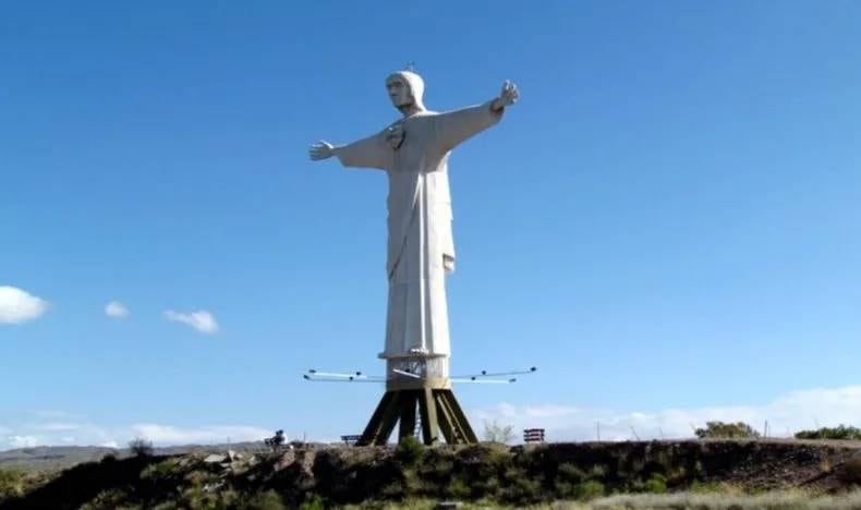 El Mirador Cristo Rey es una parada obligatoria en Tupungato.