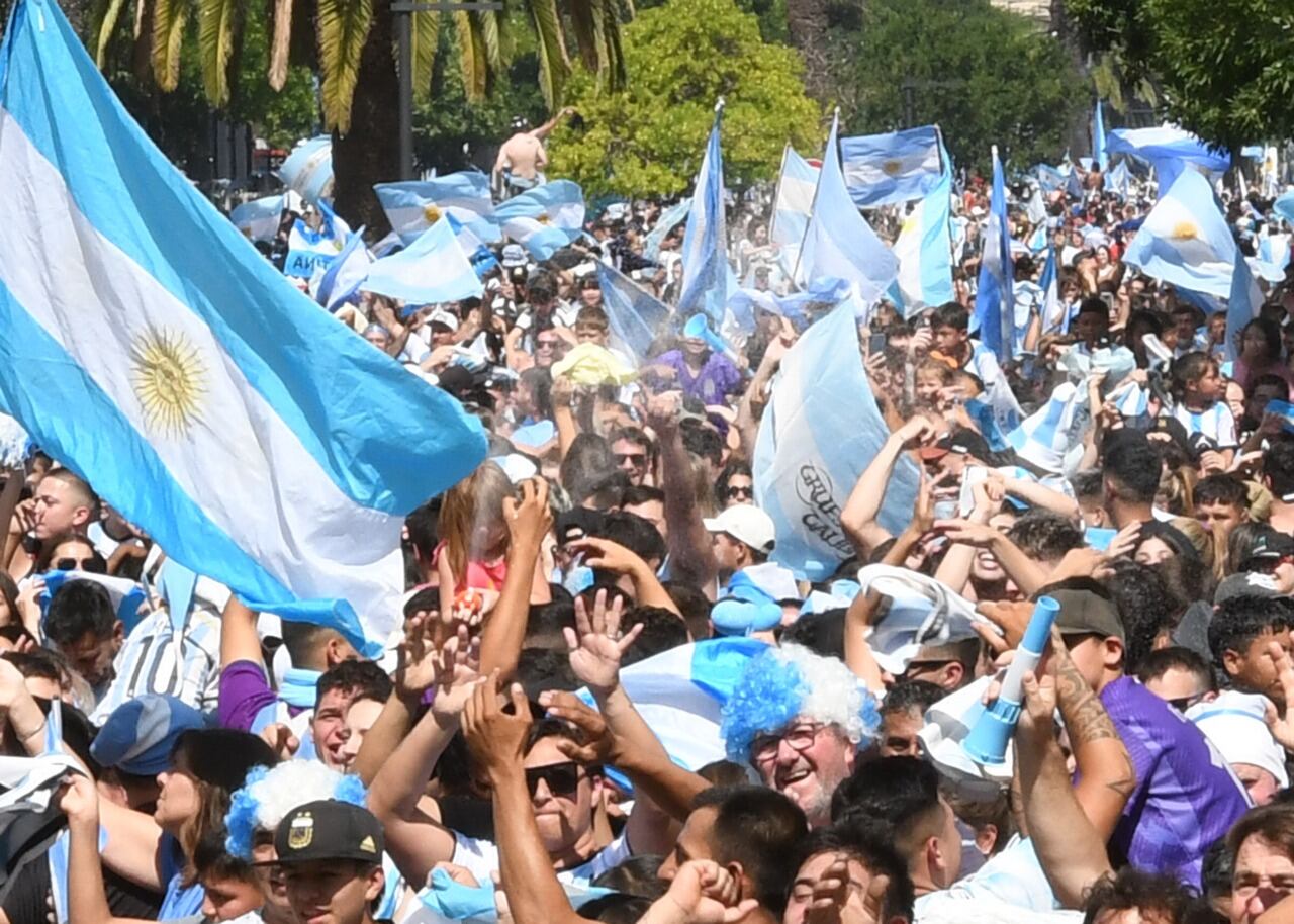 Rafaela gritó bien fuerte Argentina campeón!!!