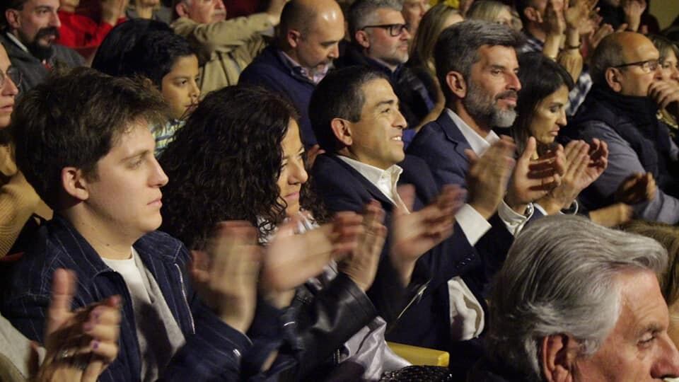 El público colmó la sala del Teatro Mendoza para la presentación de la Orquesta Filarmónica de General Alvear.