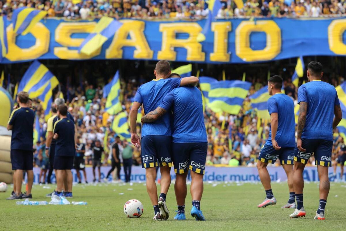 Rosario Central desplegó su bandera gigante antes del clásico rosarino