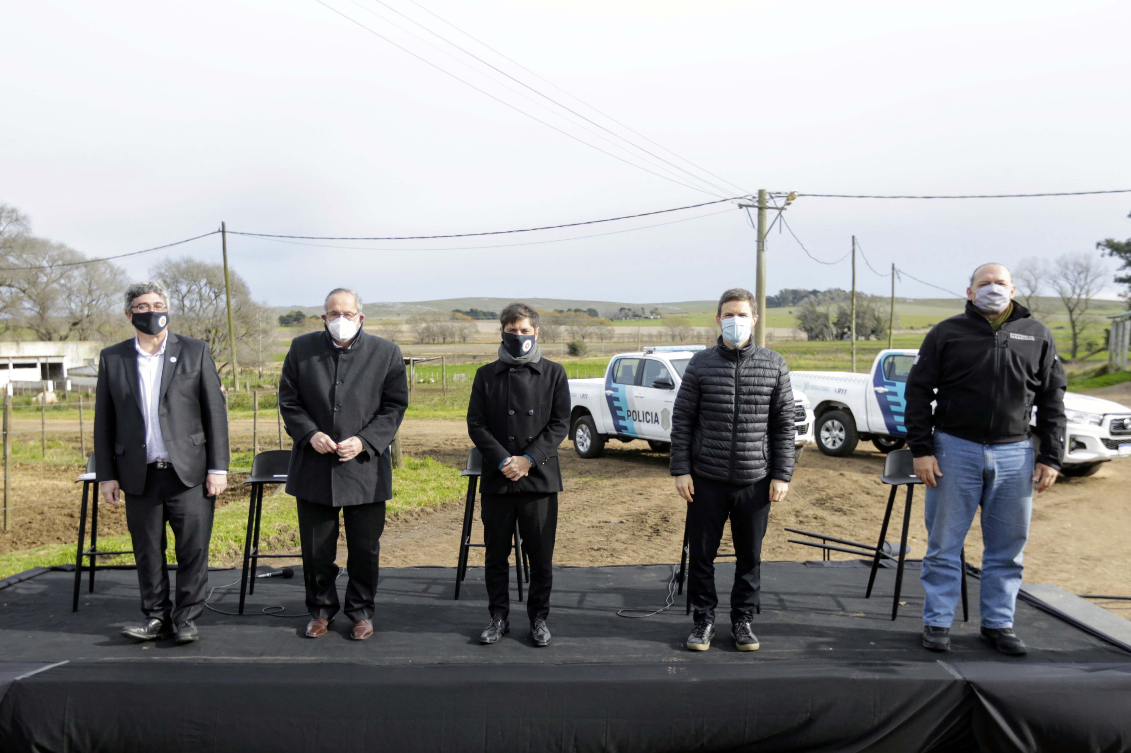 El gobernador de la provincia de Buenos Aires, Axel Kicillof, visitó esta mañana la Escuela Agropecuaria Dr. Ramón Santamarina del municipio de Tandil, donde presentó el Plan Bonaerense de Desarrollo Rural, que prevé una inversión de $172.875 millones para impulsar al sector.