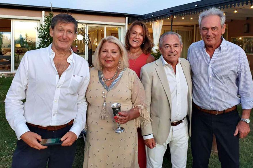 "Lilita" festejó su cumpleaños junto a varios dirigentes políticos. Foto: Twitter