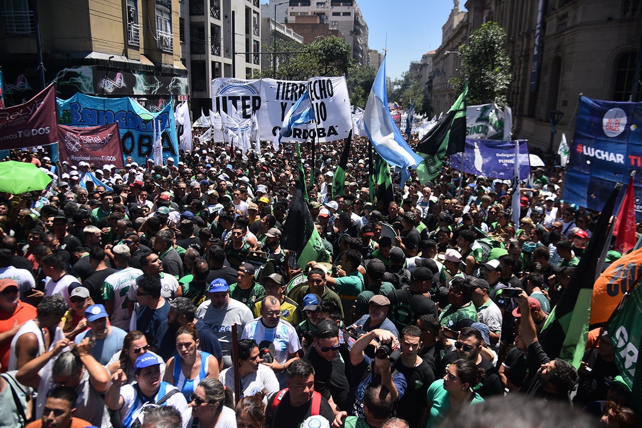 Paro nacional de la CGT en Córdoba.