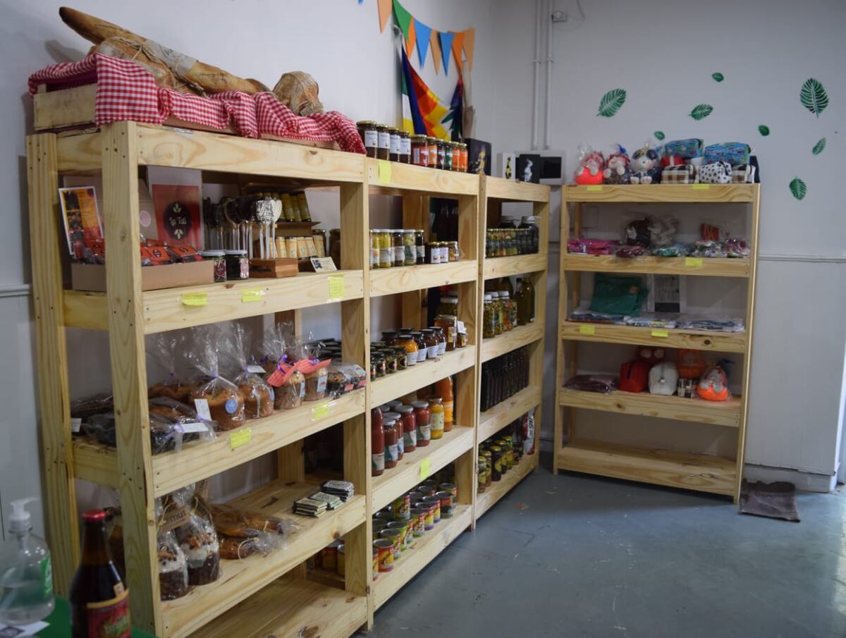Almacén mendocino ofrece productos de economía social