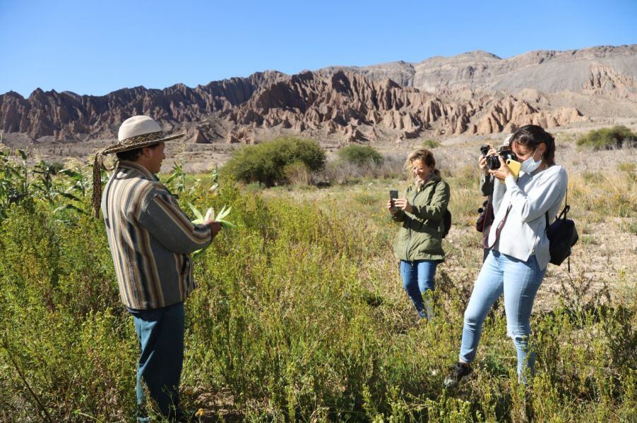 La propuesta permite a los turistas disfrutar de las actividades cotidianas de artesanías, gastronomía, arqueología y más de la comunidad.