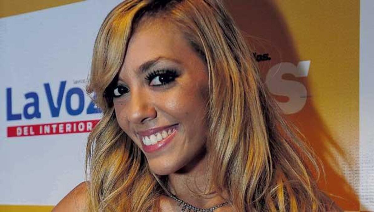 Floppy Tesouro inauguró la temporada de calor más esperada y mostró la microbikini que nunca falla
