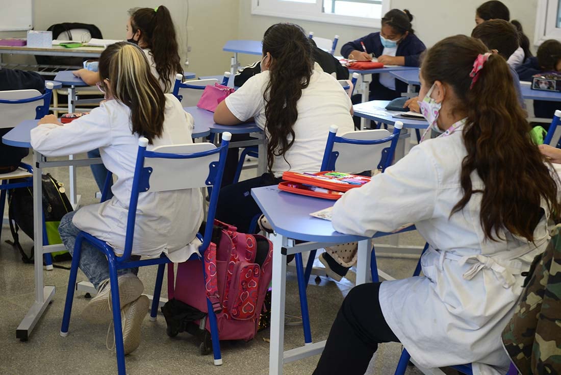 La DGE confirmó que las clases extendidas serán solo de media hora más en Mendoza.
Foto José Gabriel Hernández 