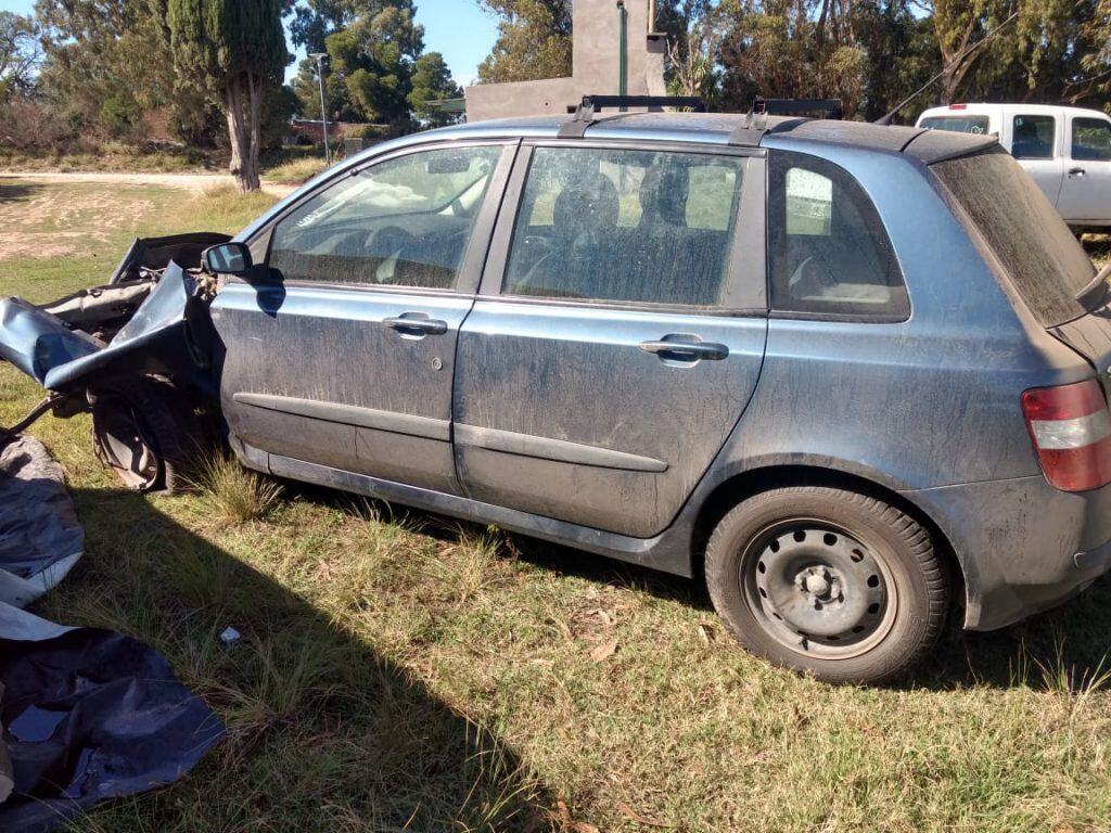 Dos autos impactaron de frente y falleció un hombre de 55 años