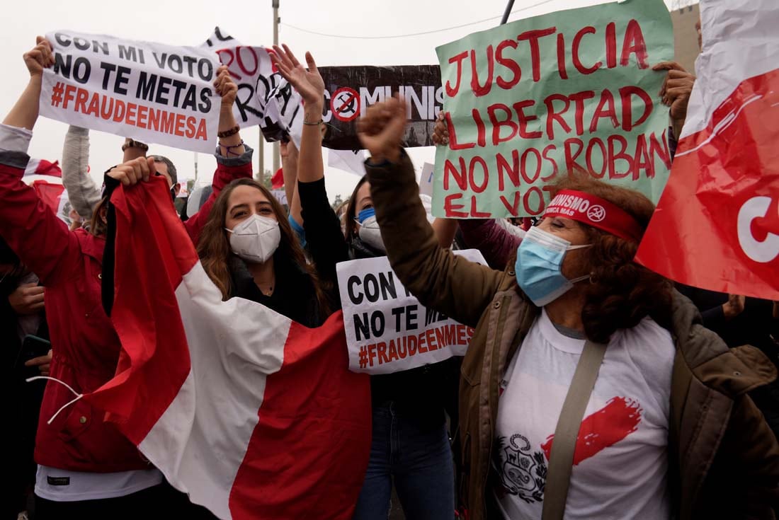 seguidores de Keiko Fujimori.
El complejo escenario político que enfrentará el próximo presidente, con 10 fuerzas en el Parlamento. (AP)