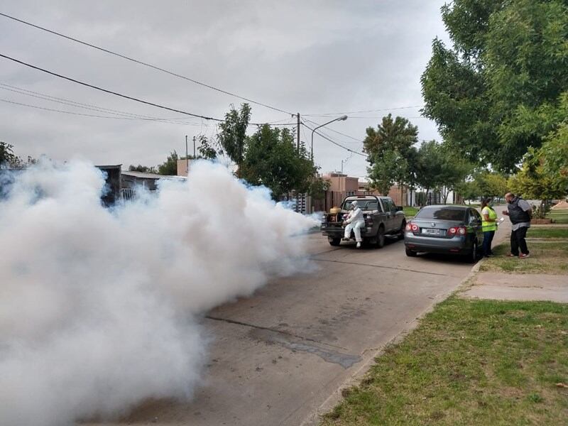 Vuelven las fumigaciones espaciales para luchar contra el dengue