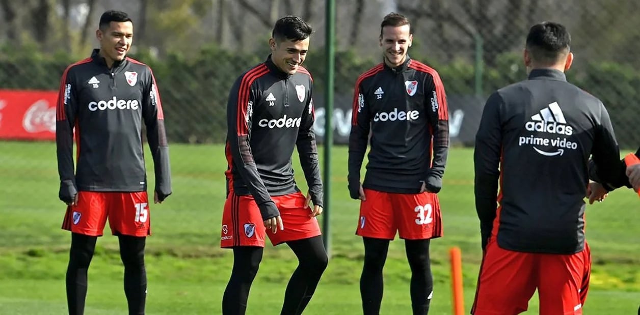 Pablo Solari en el entrenamiento de River.