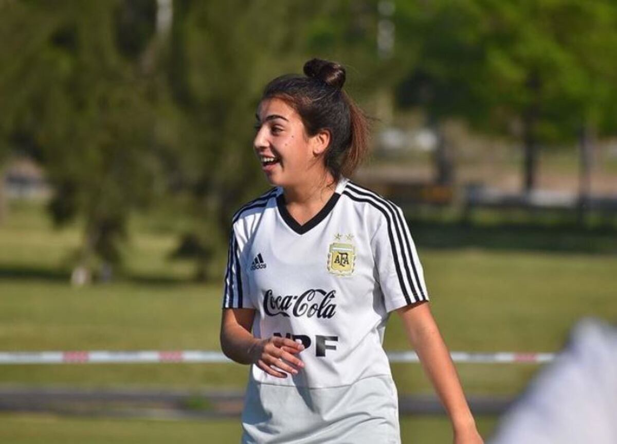 Catalina Roggerone: “Entrenar en la Selección con mis ídolas es un sueño”