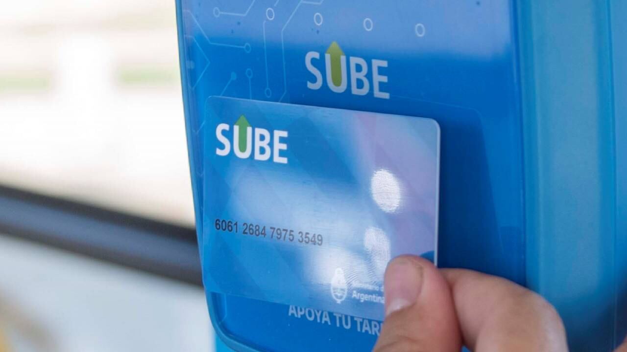 La tarjeta SUBE cambia su monto negativo con el aumento de precios en julio