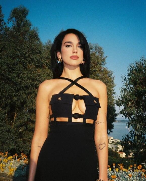 Dua Lipa y su producción de fotos con Lauren Leekley