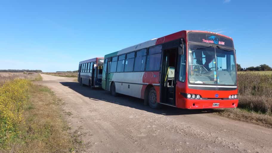 Alumnos de la Escuela Secundaria Nº 2 de Tres Arroyos visitaron la Laguna Goizueta