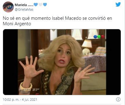 Los memes sobre el cambio de look de la actriz.