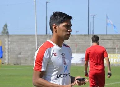 El lateral Lucas Carrizo se acerca a Talleres para la Liga Profesional. Su pase pertenece a Gimnasia de Mendoza y está jugando a préstamo en Huracán. (La Voz)