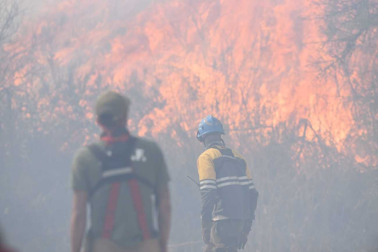 Incendio, zona del camino el Dragón que une la Falda con Huerta Grande (La Voz)