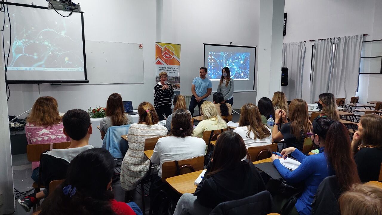 Jornadas “Neurodiversidad en el Aula” en Cresta