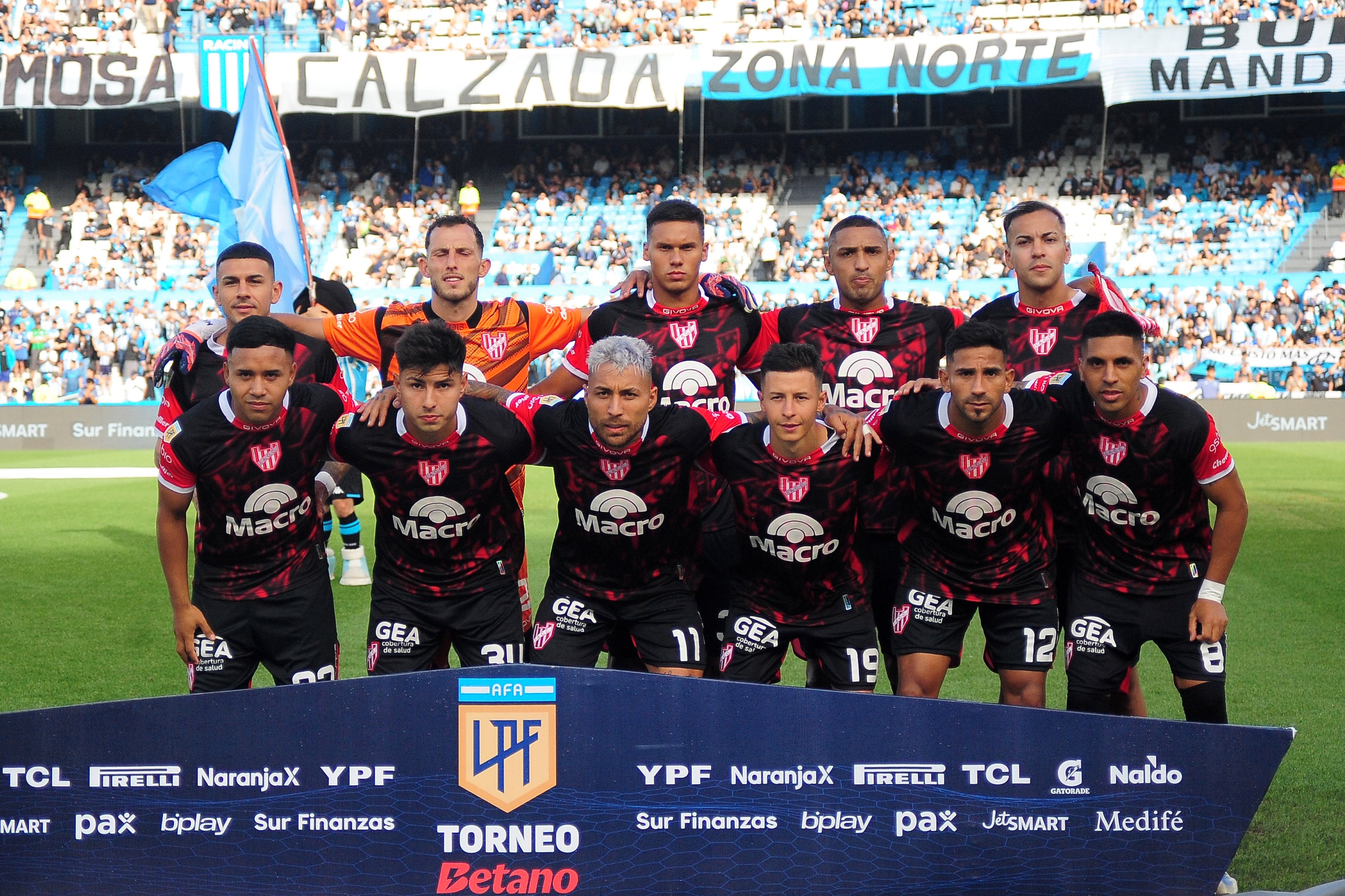 En un Instituto con muchos futbolistas jugando para cuatro puntos, Damián Puebla fue el mejor. (Fotobaires)