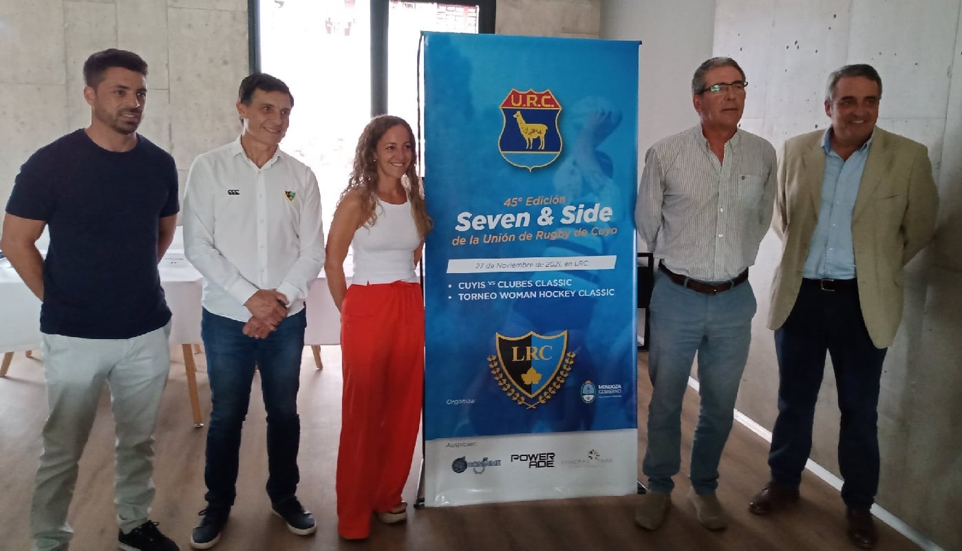 Presentaron oficialmente el Seven de la URC. Estuvieron presentes el Subsecretario de Deportes de Mendoza, Federico Chiapetta, el presidente de la Unión Rugby de Cuyo Ramiro Pontis; el presidente del Liceo RC, Ronaldo Turcumán; Marcelo Goldman, fundador de Los Cuyis y Eugenia Gancia como representante de la organización del torneo Woman Classic.