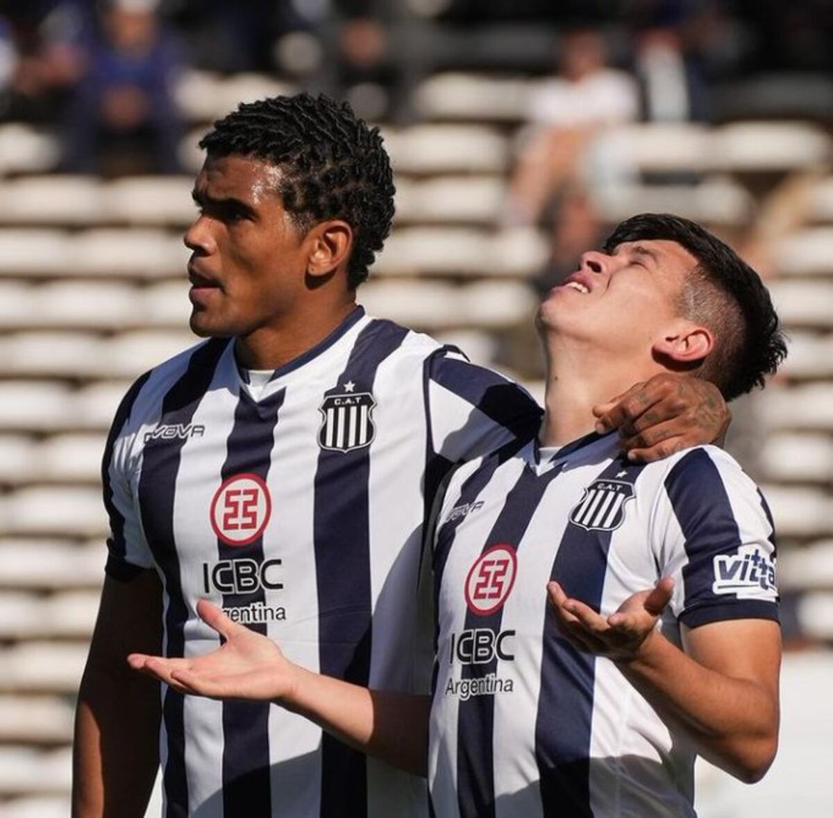 El primer gol de Gonzalo Álvez con Talleres y el cambio sorpresivo de Matías Godoy