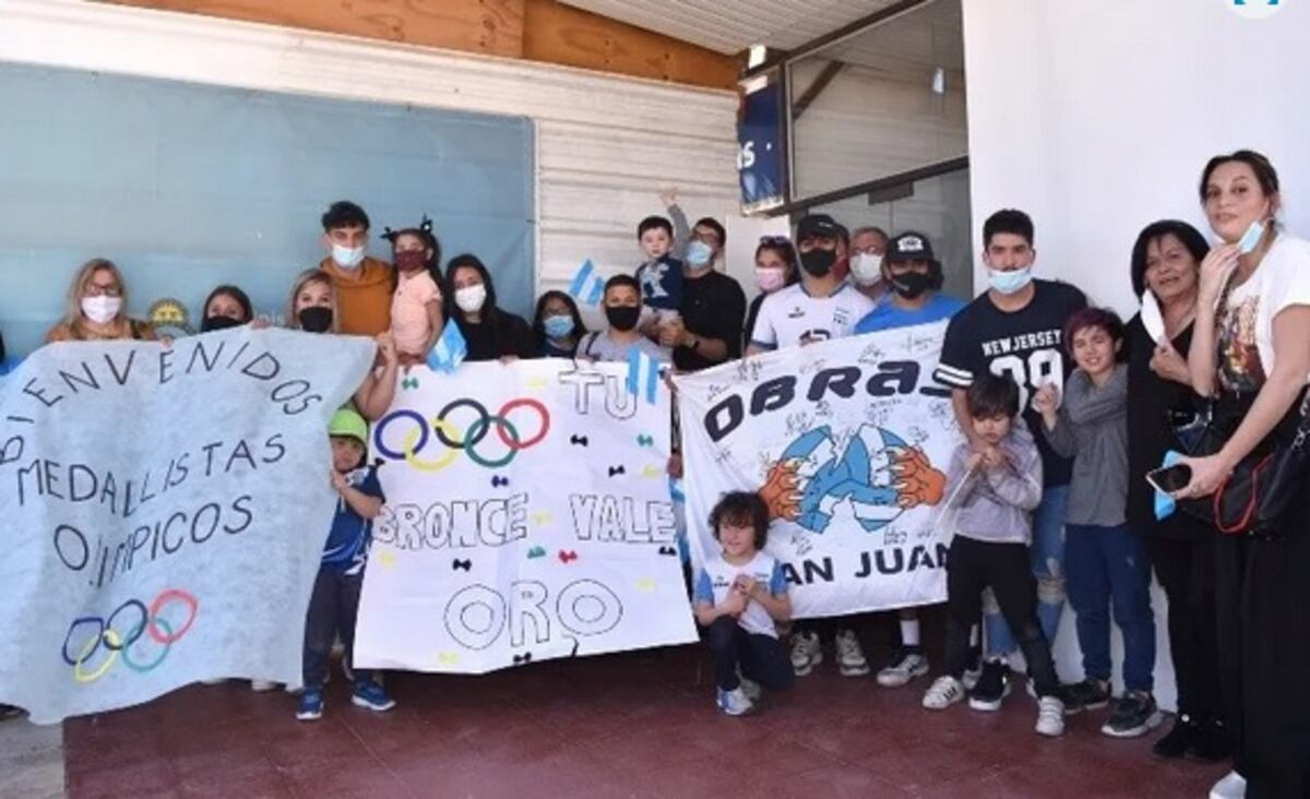 Enorme recibimiento para los medallistas olímpicos sanjuaninos