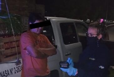 Intentó sobornar a la policía por conducir alcoholizado y quedó detenido