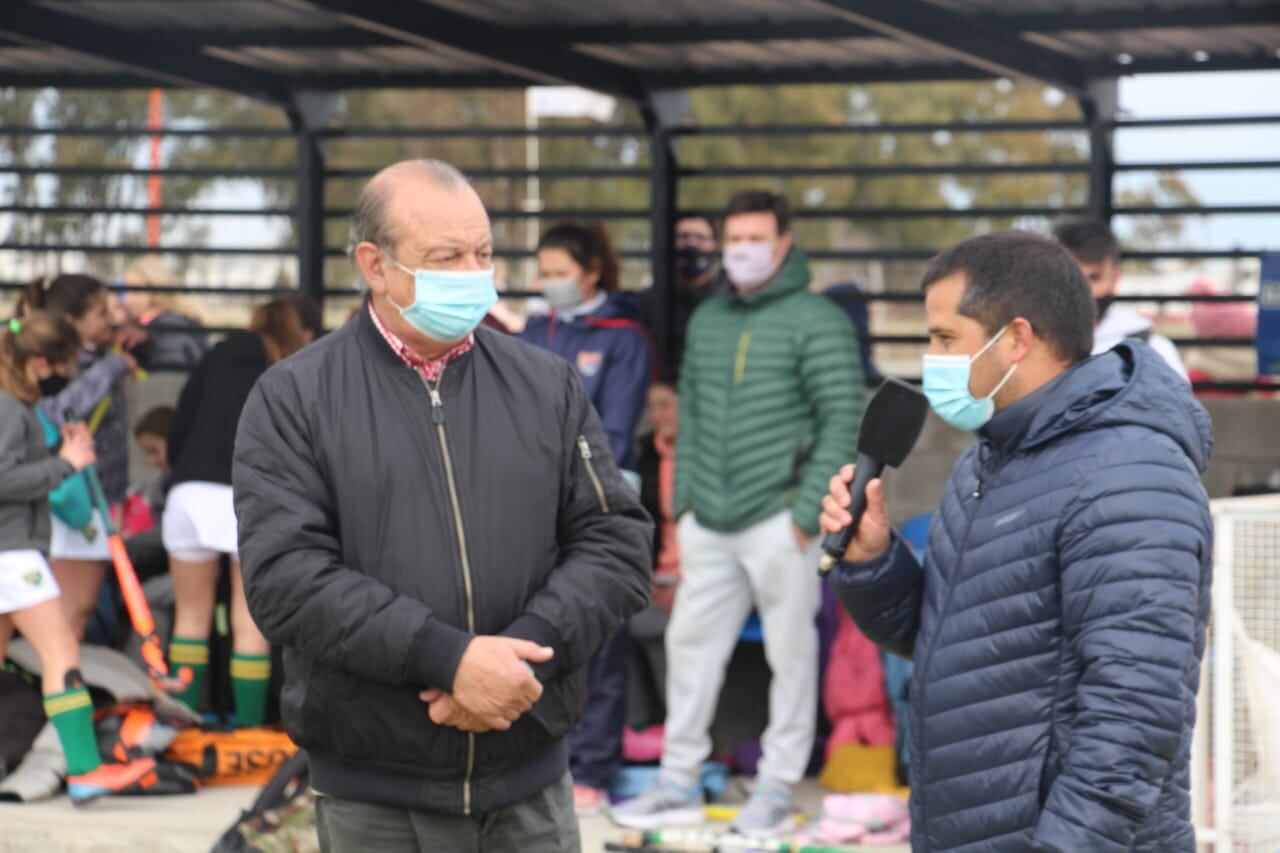 Inauguración del Campeonato Municipal de Hockey

.