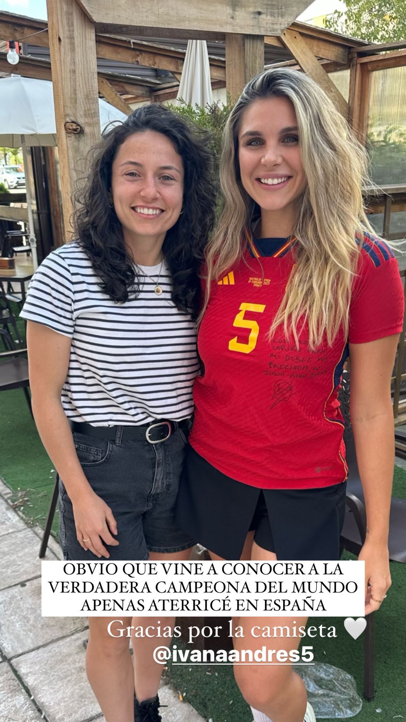 La influencer conoció a la capitana de la selección española de fútbol tras un error llamativo.