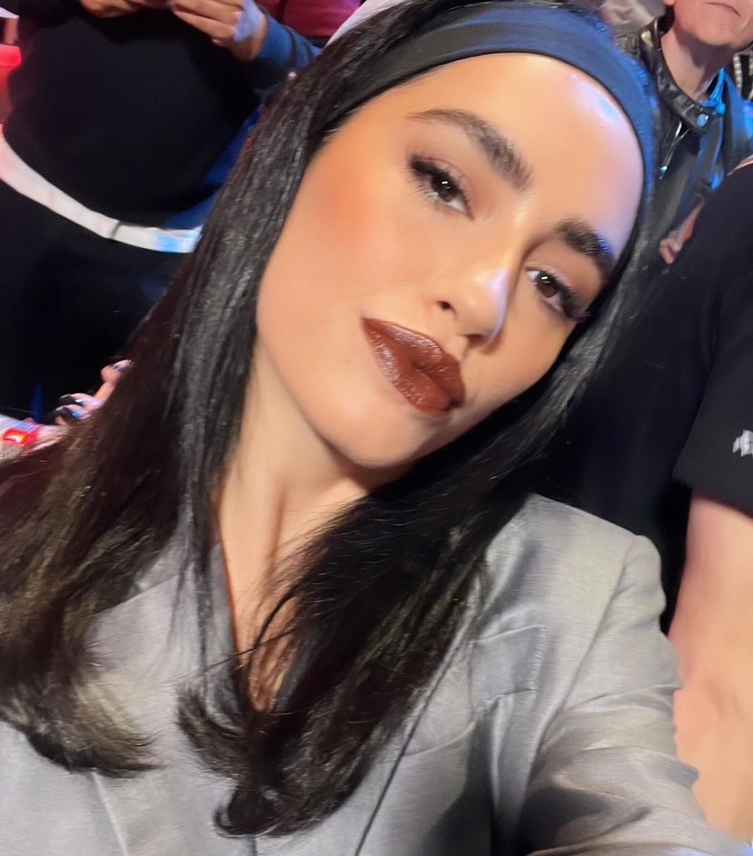 Lali brilló con un look sastrero ultra sexy y se llevó todas las miradas en Factor X de España