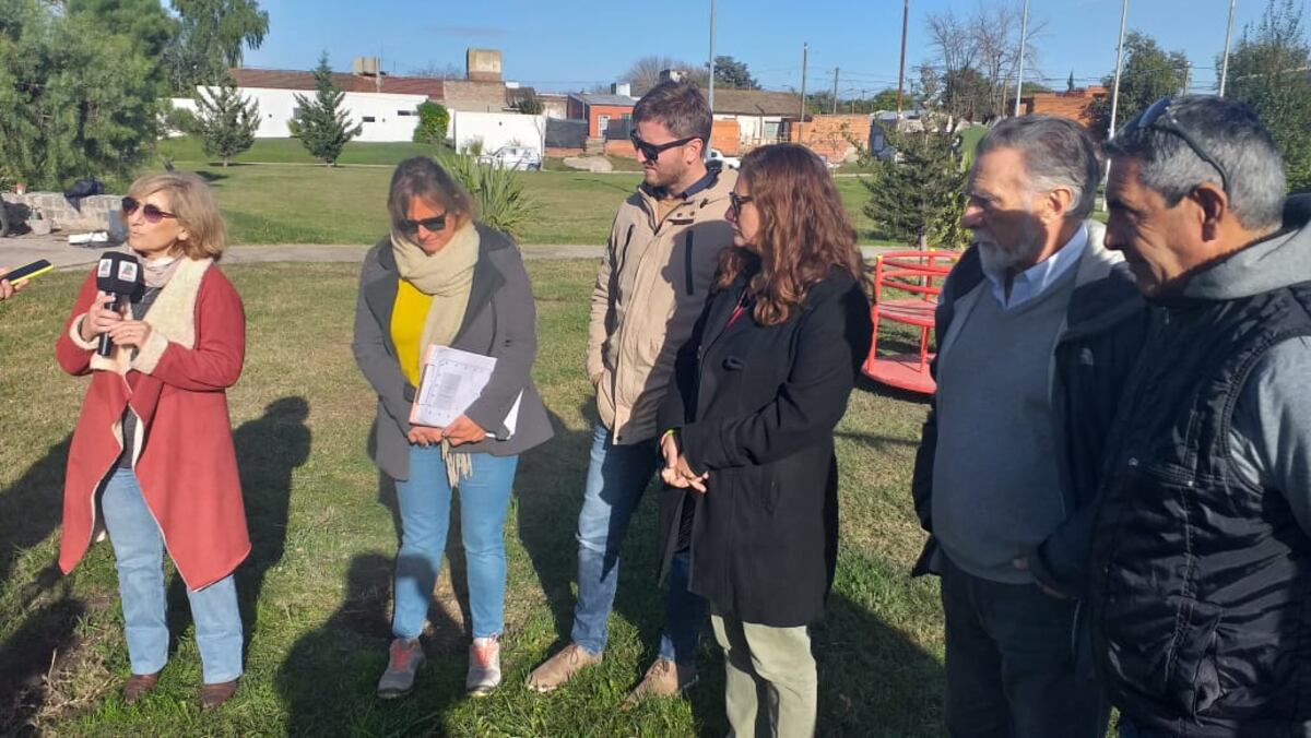 Inauguran juegos en la Plaza Los Vascos de Tres Arroyos