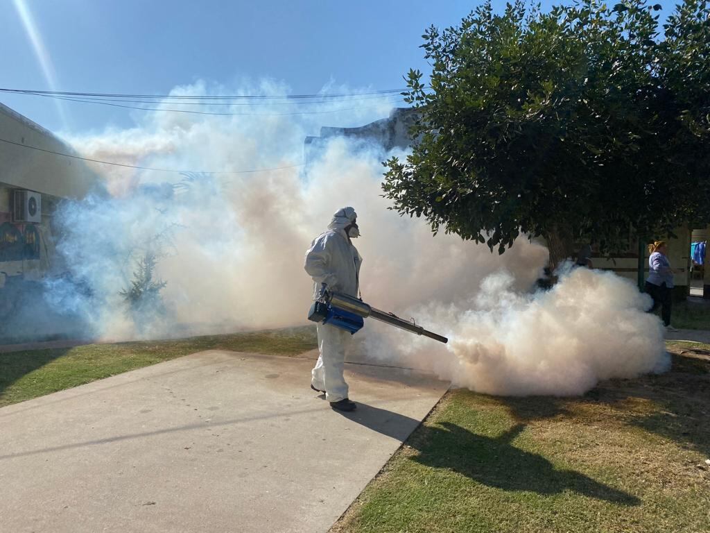 Tareas de bloqueo por casos de dengue en Rafaela