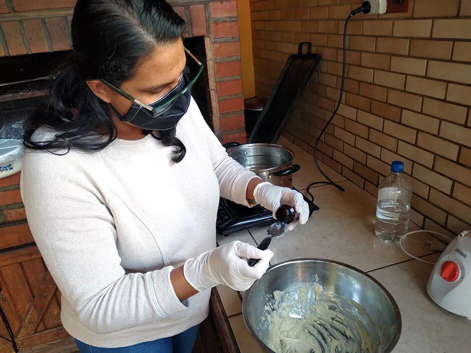 Marilin Dino, la emprendedora que incursionó en la fabricación de jabones terapéuticos.