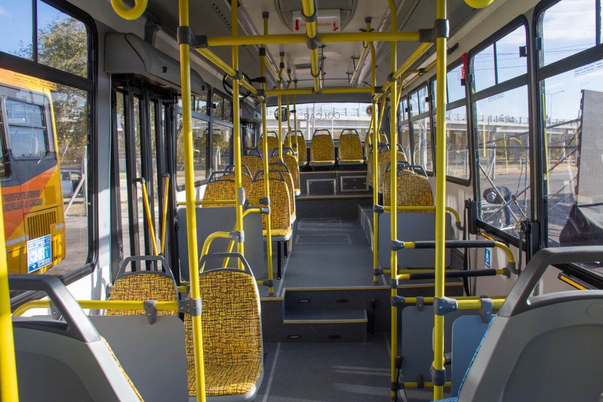 Así detuvieron a los autores de un robo “piraña” en Córdoba que subieron a un colectivo para escapar