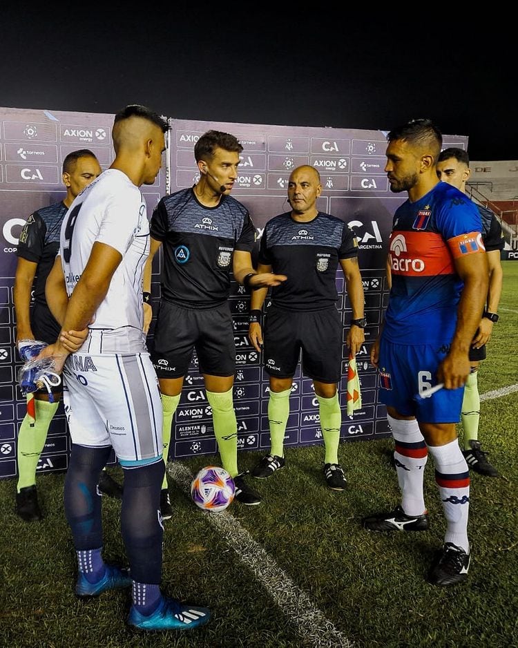 El partido fue por los 32 avos de final de la Copa Argentina.