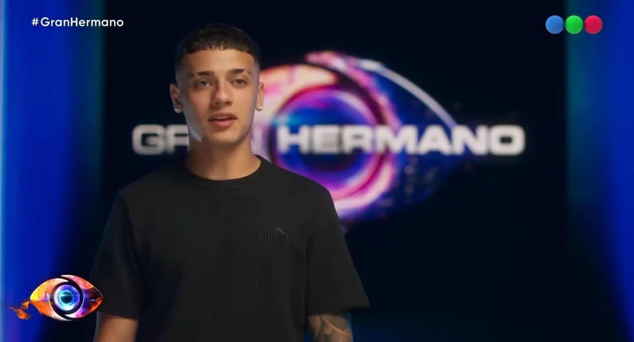 El joven entró a Gran Hermano y su jefa se enteró mientras veía su presentación.