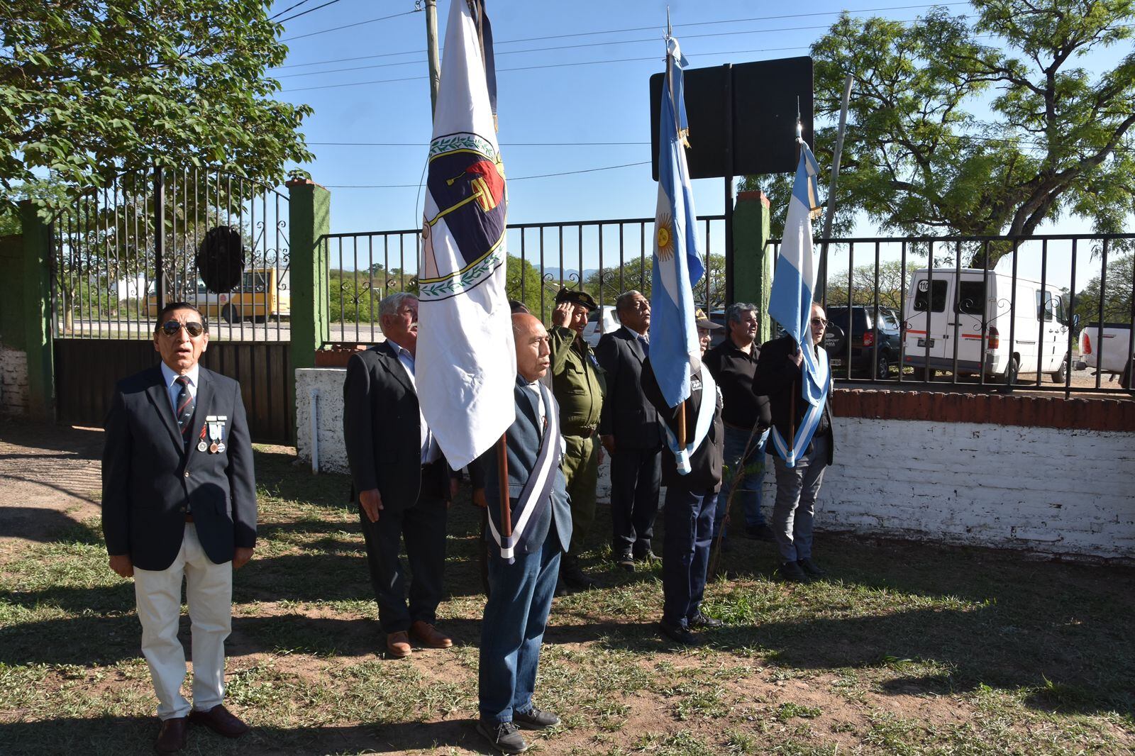 Las Banderas Nacional y de la Libertad Civil presidieron el acto por el 30º aniversario de la creación del Centro de Veteranos de Guerra de Malvinas de Jujuy.