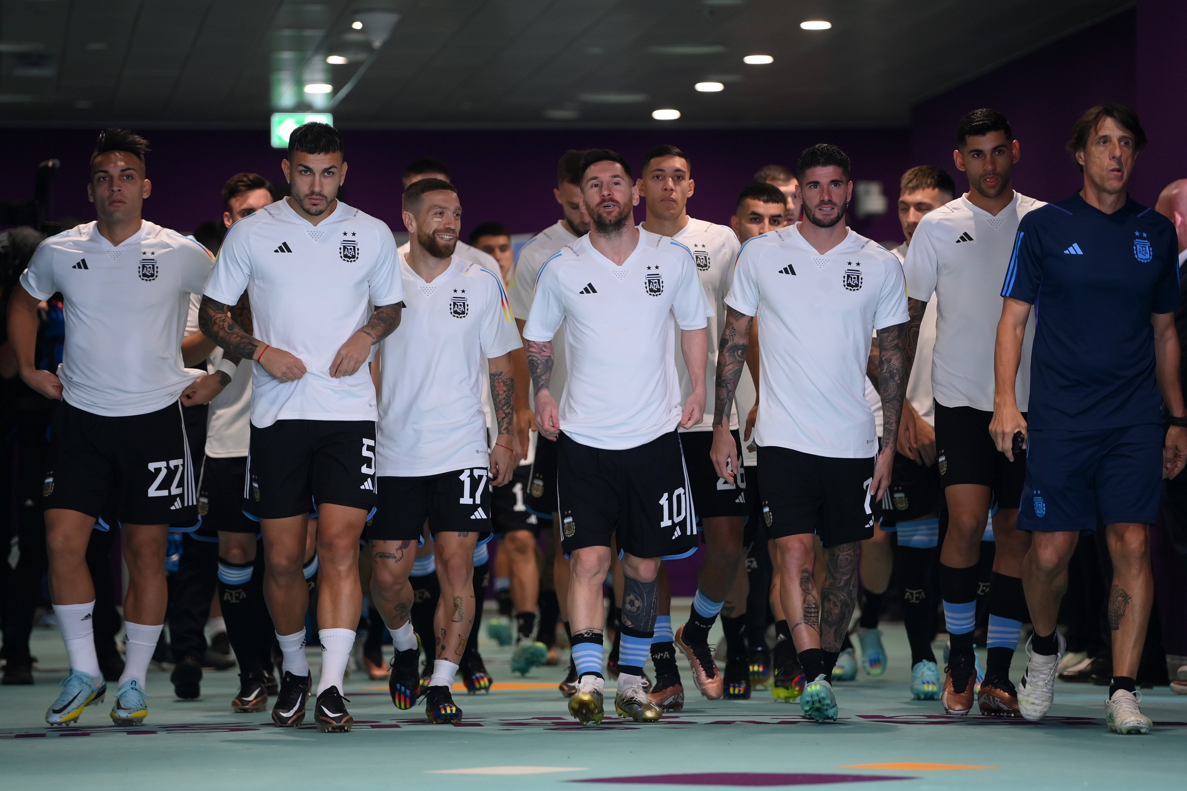 Argentina jugará ante Polonia en el estadio 974, desde las 16 hora argentina. 