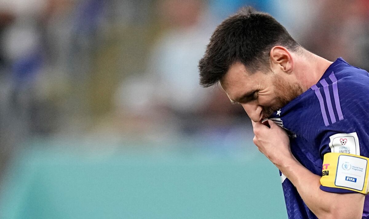 ¡Lo tuvo Messi! Así fue el penal que tuvo Argentina ante Polonia