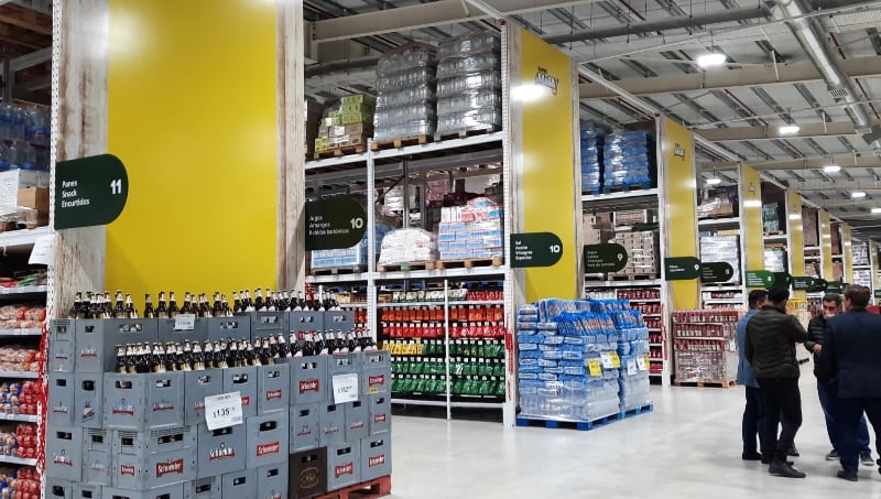 El Súper Mami es uno de los supermercados de Córdoba que comercializa huevos de Pascua baratos.