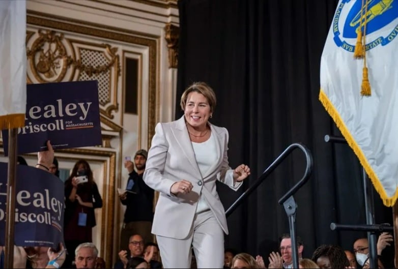 Maura Healey será la primera gobernadora abiertamente gay de Estados Unidos tras imponerse en Massachusetts.