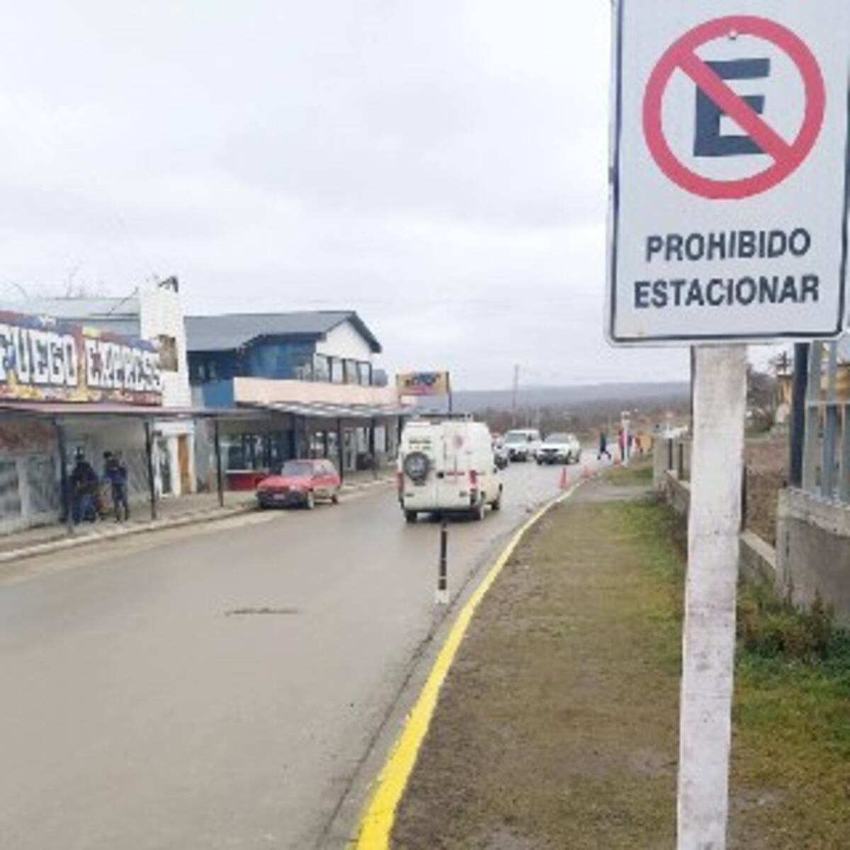 Rige nuevo sistema de estacionamiento en calle Pedro Oliva entre Gendarmería Nacional y Rafaela Ishton