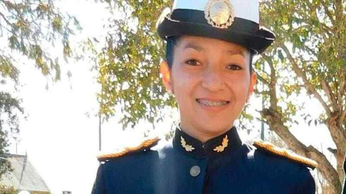 Imputaron a exjefes de la Escuela de Policía de Córdoba por la muerte de una joven