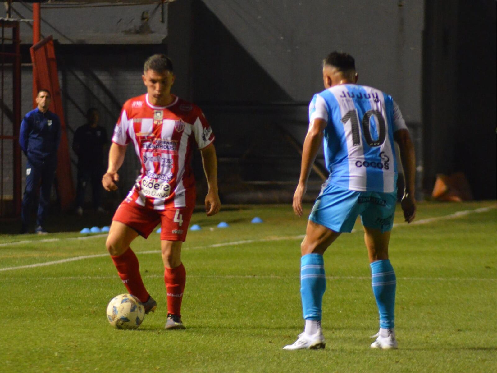 Con un victoria transcendental como visitante en Buenos Aires, Gimnasia y Esgrima de Jujuy sumó tres puntos vitales para sus aspiraciones de ascenso.